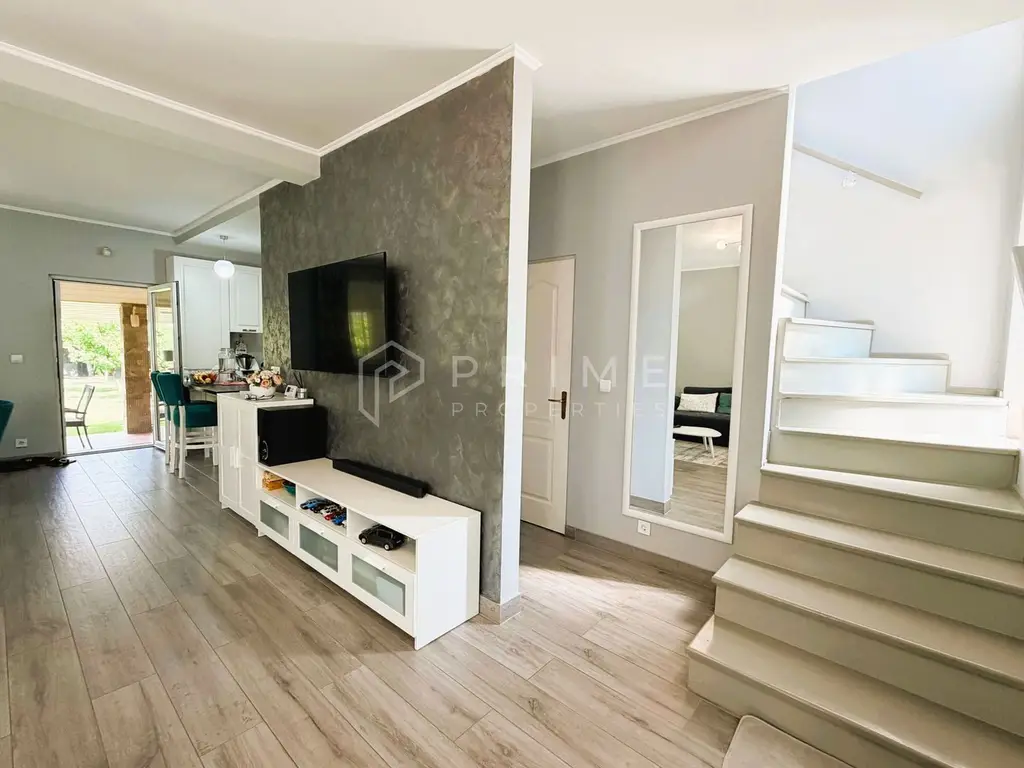 Duplex modern | Complet Mobilat și Utilat I Curte amenajată I Unirii