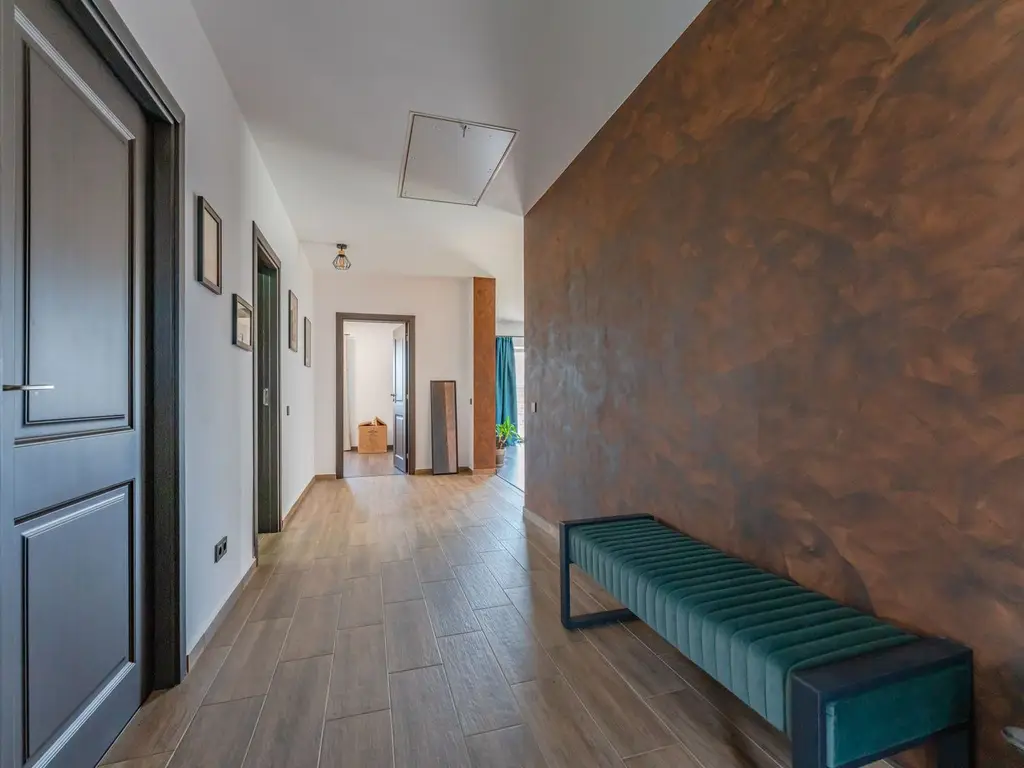 Casă Individuală de Închiriat, Încălzire în Pardoseală, Teren 400 mp