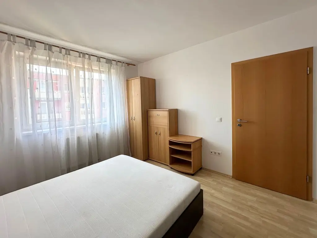 Apartament 2 camere mobilat și utilat cu vedere superbă spre Tâmpa