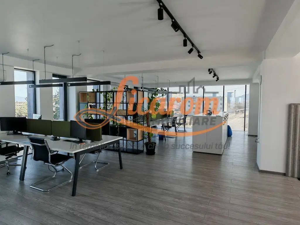 190 mp,Spatiu de Birouri/ Call Center/IT, Fitness,2280 euro/luna