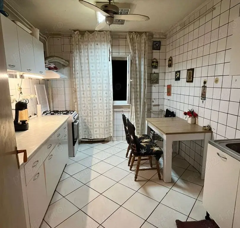 Vânzare 4 cam Uverturii