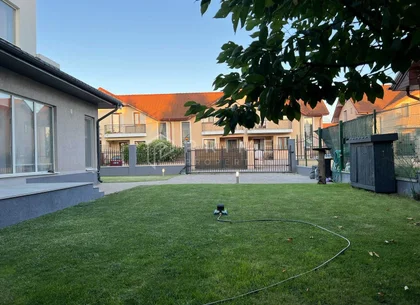 DE VÂNZARE: Casă Modernă „La Cheie” (175 mp) | 7 Noiembrie