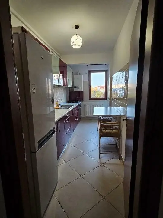 Ap langa metrou, centrala, parcare subterana - direct proprietar