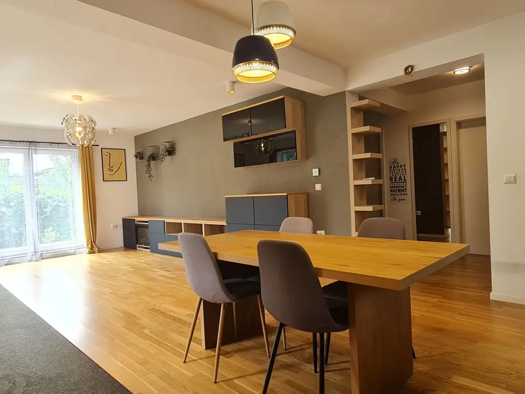 Casa semimobilata semiutilata modern cartier Izvor Tarlungeni Brasov