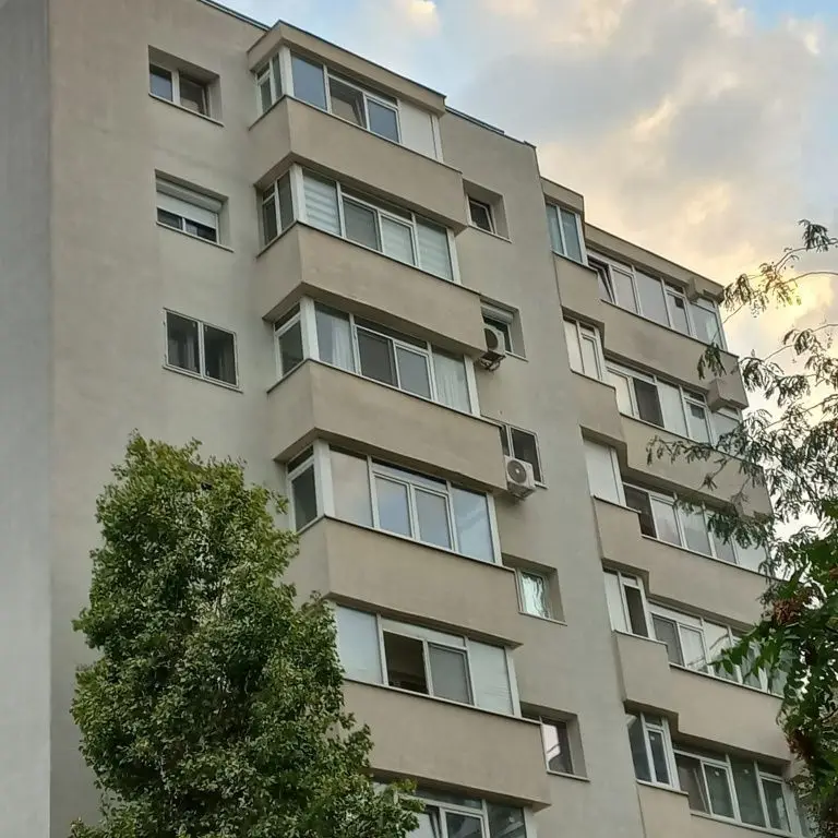 Apartament 4 camere