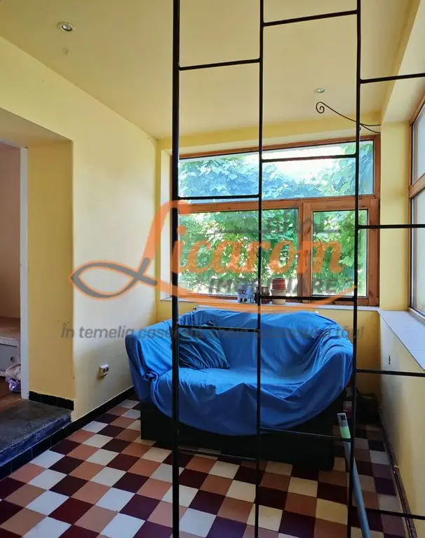 CASA SASEASCA comuna VULCAN,zona foarte buna,teren 3000 mp