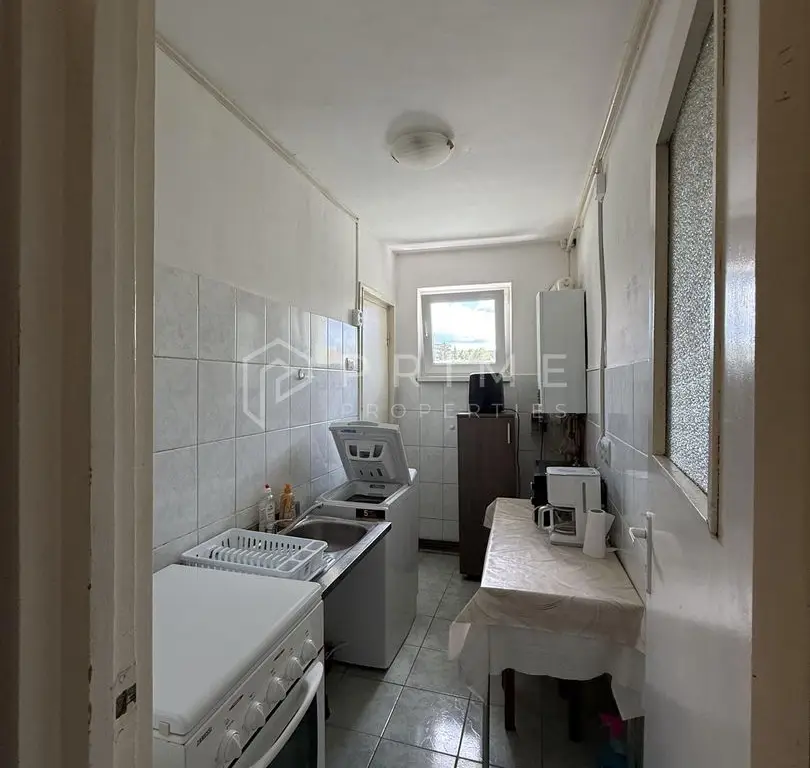Apartament 3 camere de închiriat – Dâmbu, etaj 1, ideal pentru studenț
