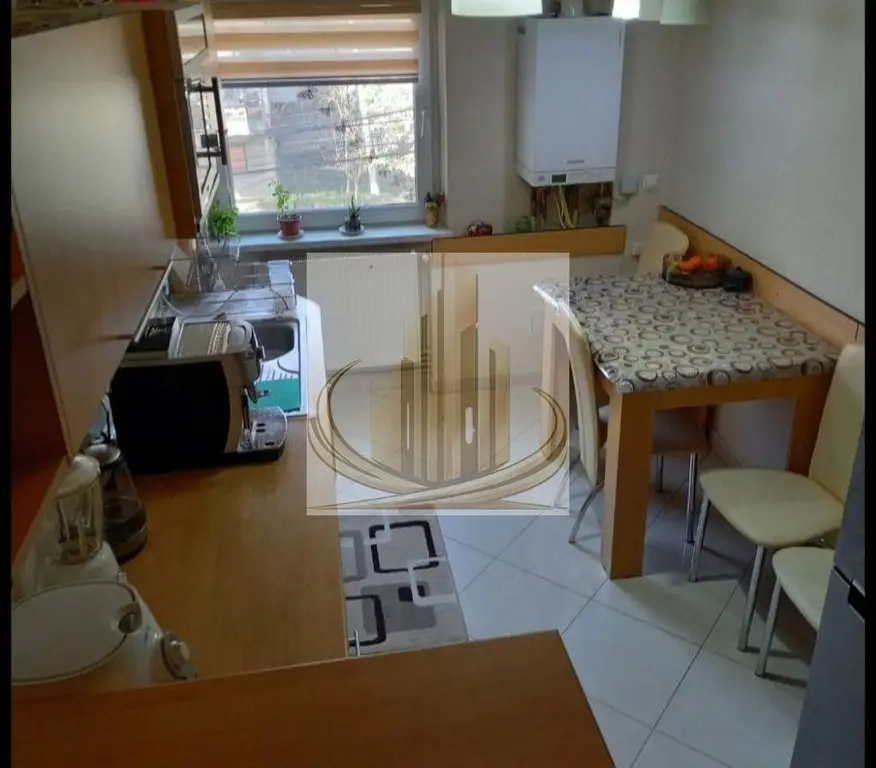 Apartament de vânzare – 3 camere, Aradului Piața Verde