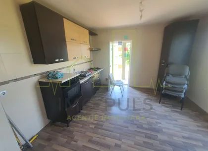 Casa individuala cu teren 1450 mp. Se poate parcela in 2-3 bucati.