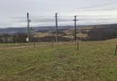Teren cu o priveliste superba langa padure