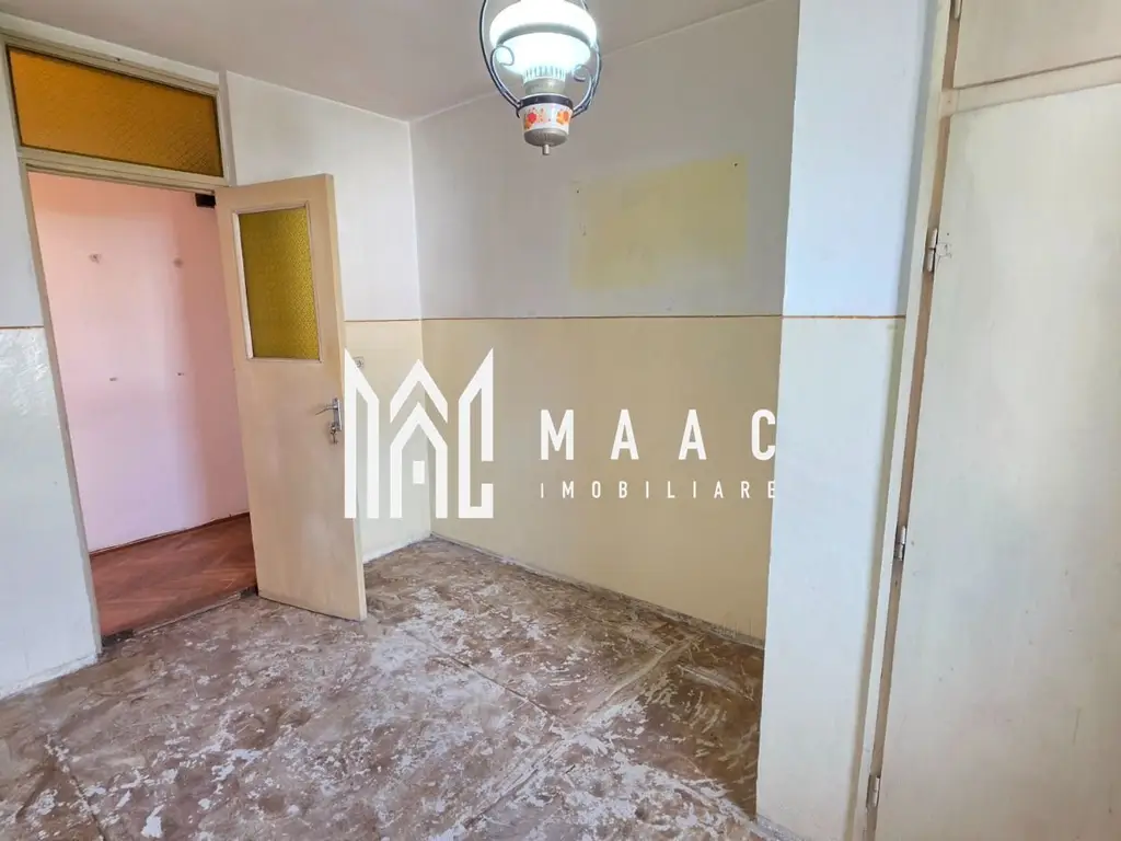 Apartament de vanzare Sibiu 3 camere decomandat | Strand | 2 bai, 2 balcoane