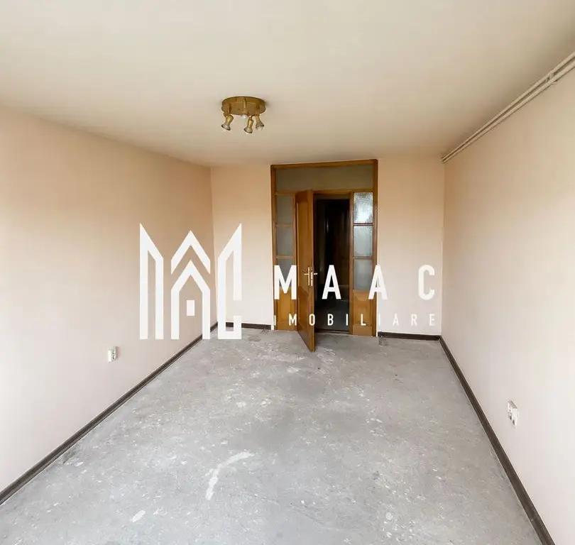 Apartament 1 Camera de Vanzare I De Renovat I Promenda Mall