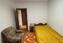 BRASADAS vinde ap 2 cam cu balcon etaj 2/3 Botizului.