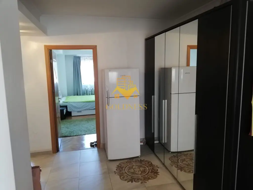3 camere, decomandate, mobilat complet, Zona Avram Iancu, Cipariu
