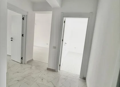 Ap. doua camere zona Militari Residence DOUA BALCOANE