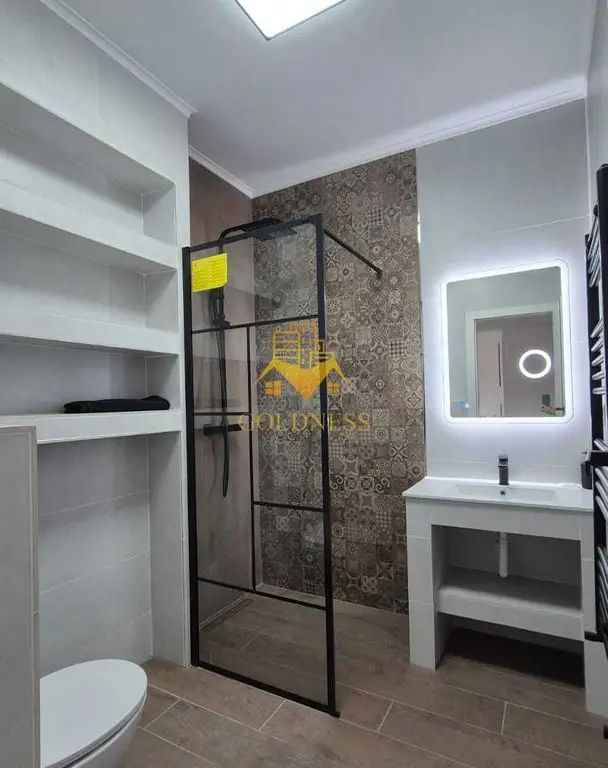 3 camere open space, parcare, 2 balcoane, Zona Centrala, Piata Abator