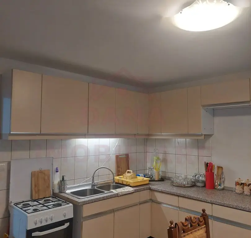 CASĂ DE VACANȚĂ 5 CAMERE,POINANA MĂRULUI, JUD.CARAȘ-SEVERIN