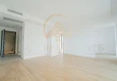 Stațiunea Mamaia - Vânzare apartament cu 4 camere, 3 bai cu vedere la lac.