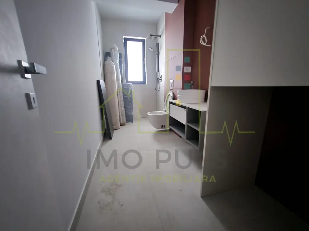 Etaj 1 si Etaj 2. Torontalului. Terasa 21.81 mp. Bloc nou.