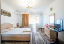 Apartament spațios cu 3 camere, 2 băi și 3 balcoane – zona FAR, bloc 2003