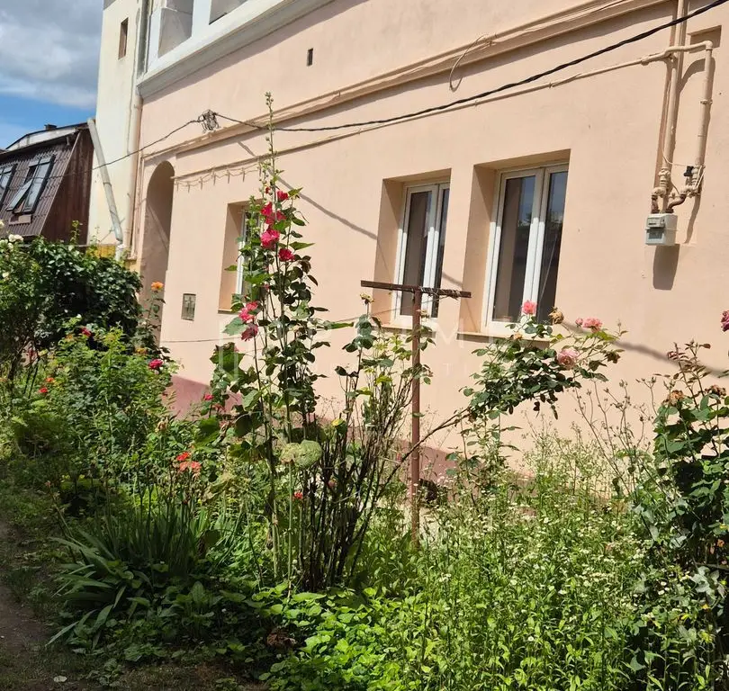 Apartament cu 2 camere de închiriat Ultracentral