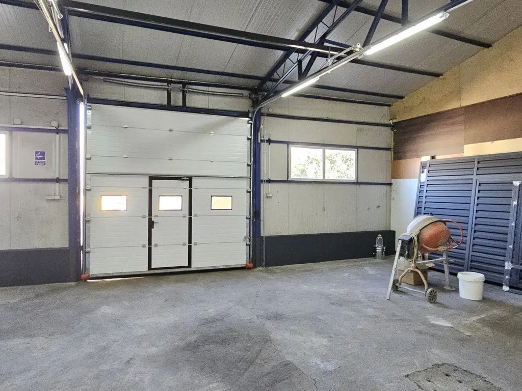 Pantelimon Tuborg hala 200 mp de inchiriat