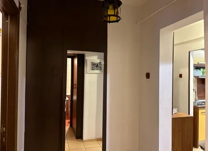 Apartament cu 3 camere, mobilat si utilat -  Piata Centrala