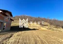 Teren intravilan 1.640 mp | Deschidere 17ml | Utilități | Cisnădioara