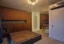 Apartament 6 camere, gradina privata
