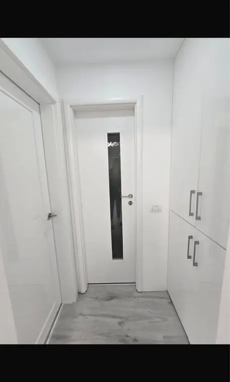 Vand Casa vizavi Cora Alexandriei