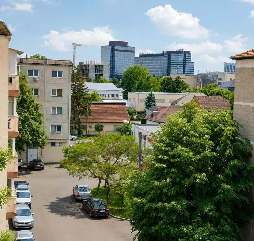 Garsoniera zona Lipovei/Iulius Mall