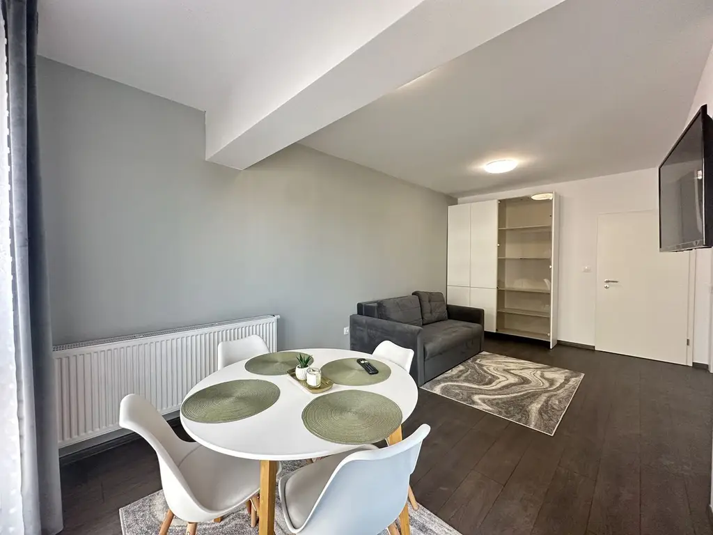 Vânzare garsonieră cu parcare Avantgarden 3 Faza 5