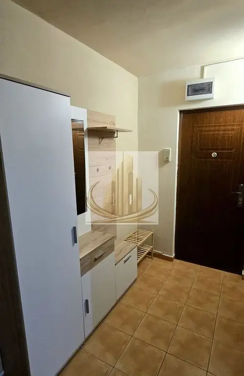 Apartament cochet, renovat complet, parter înalt – zonă liniștită