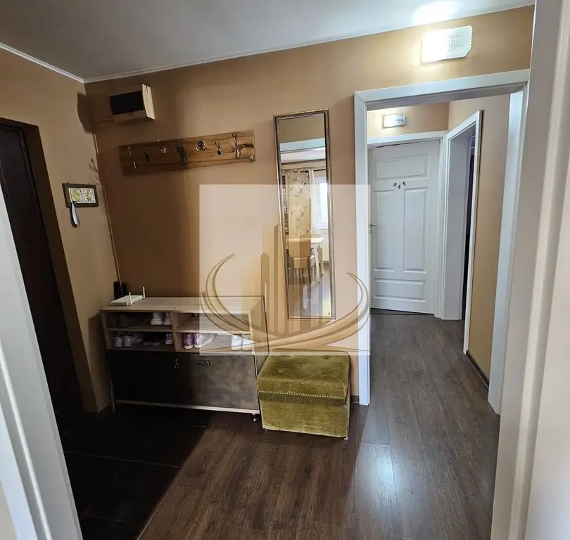 Apartament 3 camere 77mp Lipovei