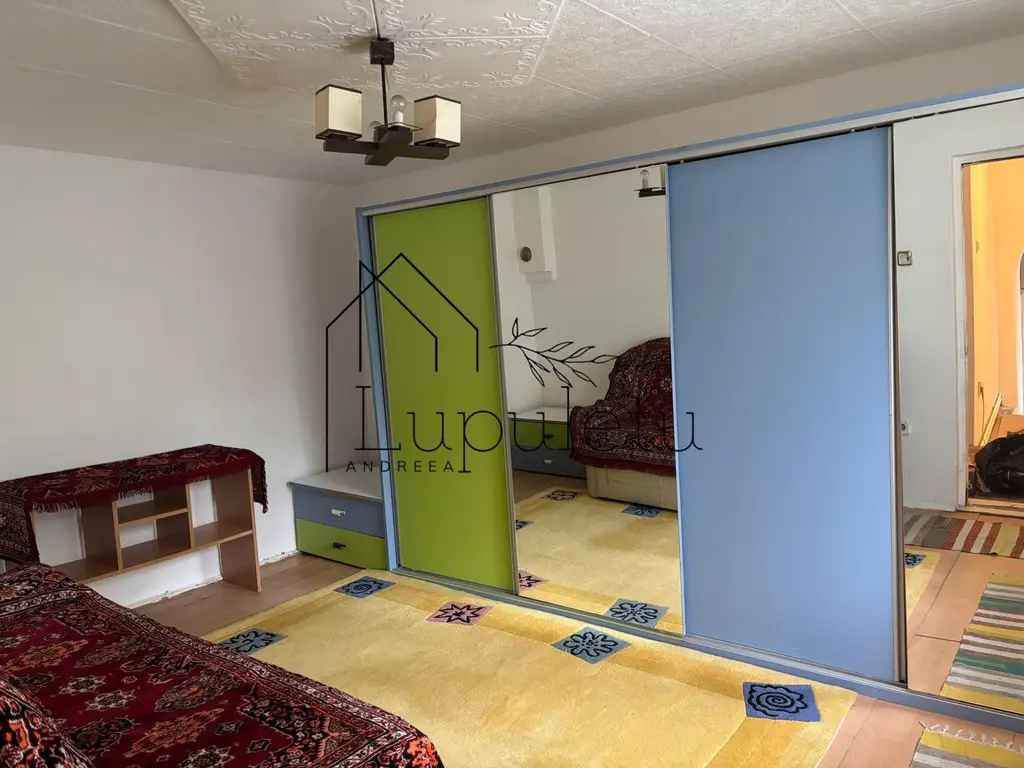 Casă de Vânzare în Bungard | 150 MPU | 2 Corpuri de Clădire