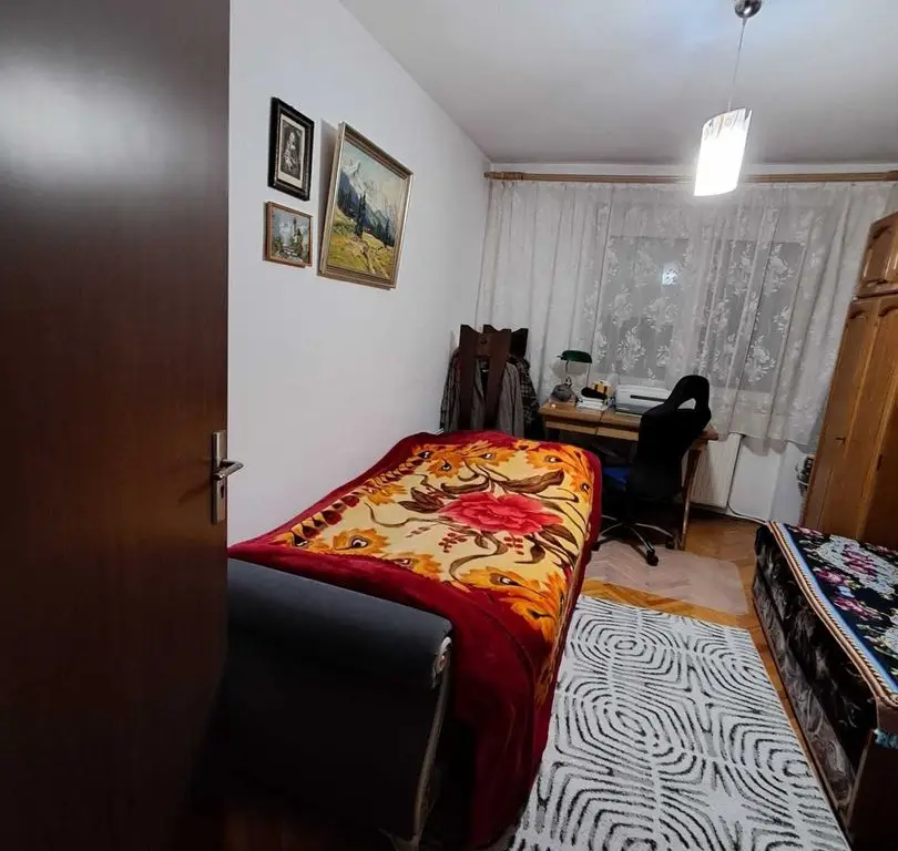 Agentia Imobiliara BRASADAS vinde ap 2 cam Sol Lic. Ortodox.