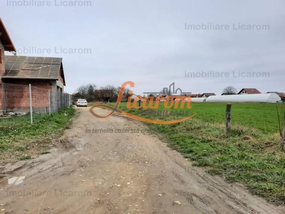Teren intravilan Stupini ,Central, 823mp,Utilitati,83000 eur