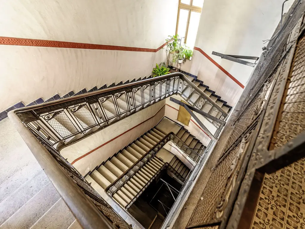 REZERVAT! Apartament cu 4 camere în Palatul Bohuș, Arad