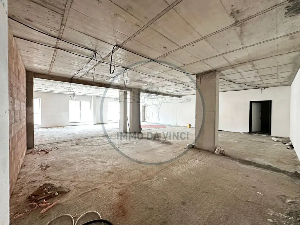 Spatii birouri 142mp si 194mp Marasti Iulius Mall finisaje la cerere