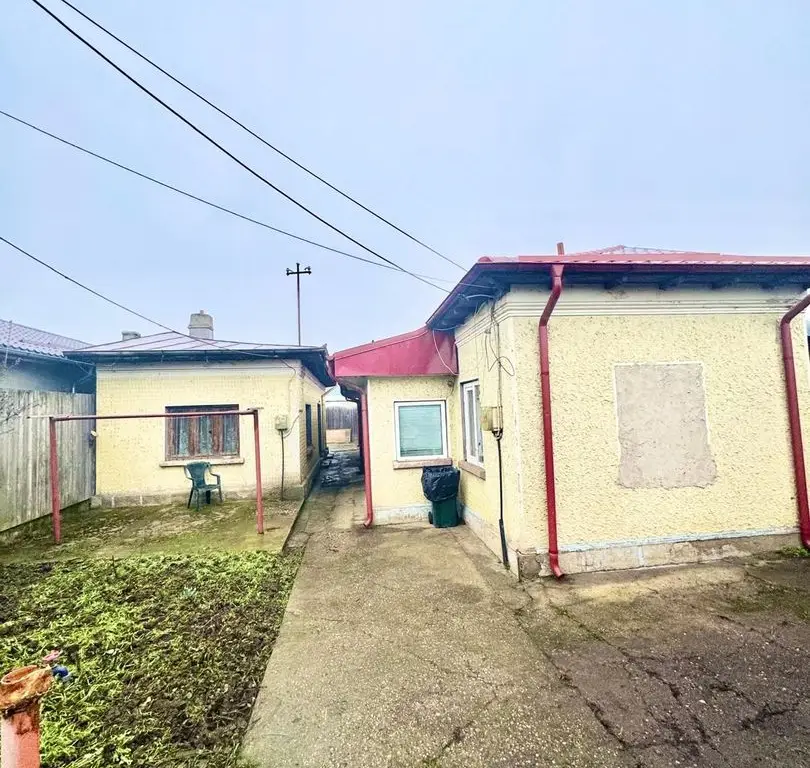 Casă de vânzare – Strada Ramadan