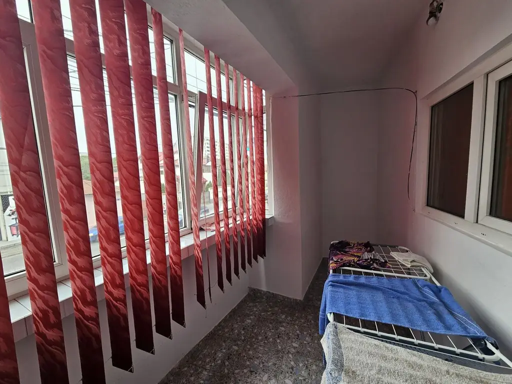 Apartament etaj casa cu teren 430 mp, N. Balcescu, stradal
