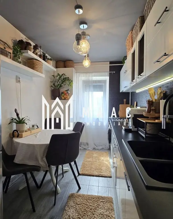 Apartament ultracentral 4 camere I Decomandat I 95 MPU | Etaj 1 | Mediaș