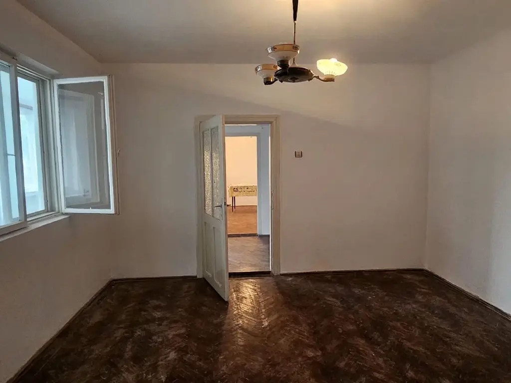 Casa din caramida – Zona Centrala, Parc CFR – Pret 170.000 EUR