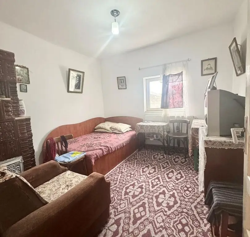 Casă de vânzare – Strada Mugurilor