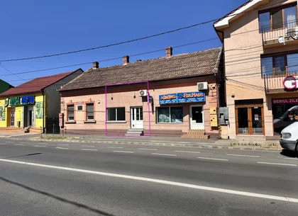 Locație excelentă: Spațiu comercial Reprezentanță sau Închiriere.