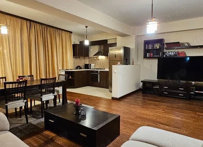 PIPERA zona Jollie Ville, 3 camere, zona de vile