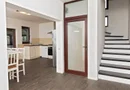 Vilă 5 dormitoare, 4 băi, 2 248mp teren, piscină. Preț: 229 000 E.