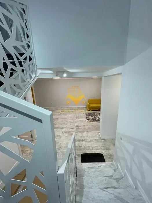 Duplex/ casa, 4 camere,  gradina 360mp, Cartierul Borhanci