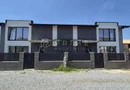 Construcție nouă, zonă liniștită – case 3 dormitoare, teren 250 mp