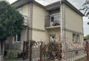 BRASADAS vinde PARTERUL unei case in zona Botizului.
